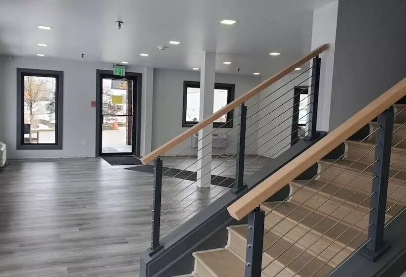 Hotelli Travelodge By Wyndham Elkhart