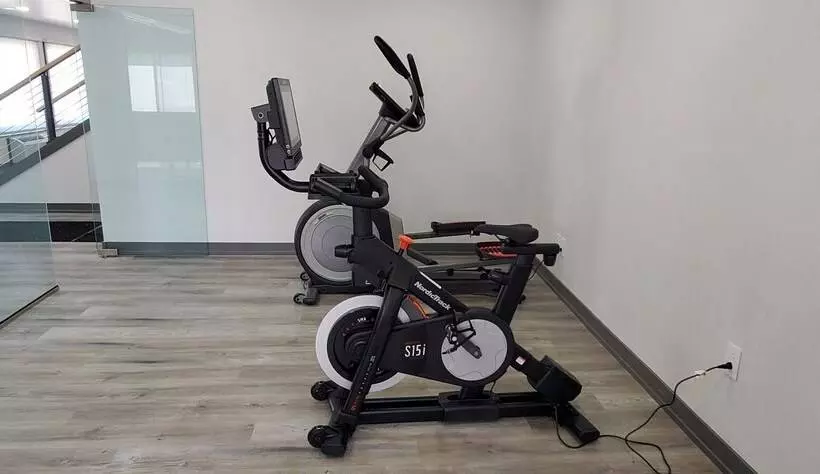 Hotelli Travelodge By Wyndham Elkhart