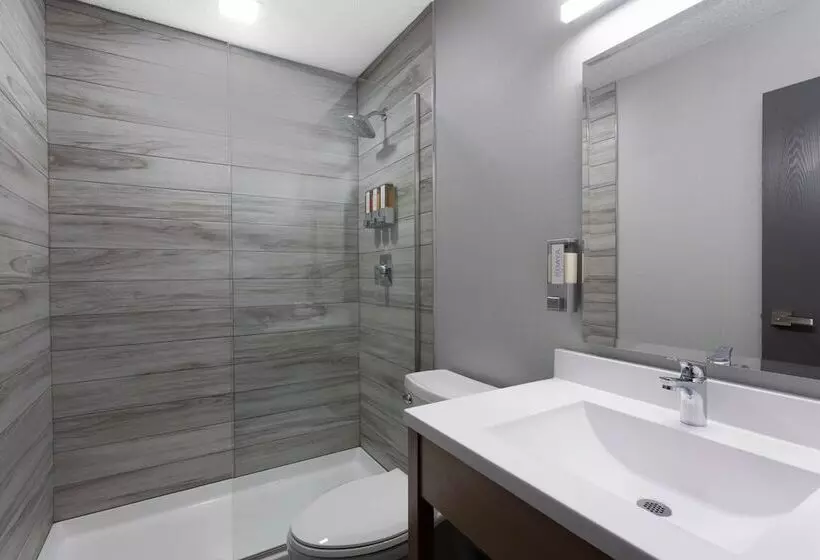 Hotelli Travelodge By Wyndham Elkhart