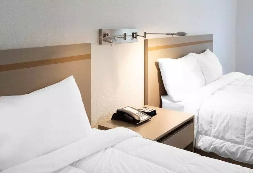 Hotelli Travelodge By Wyndham Elkhart