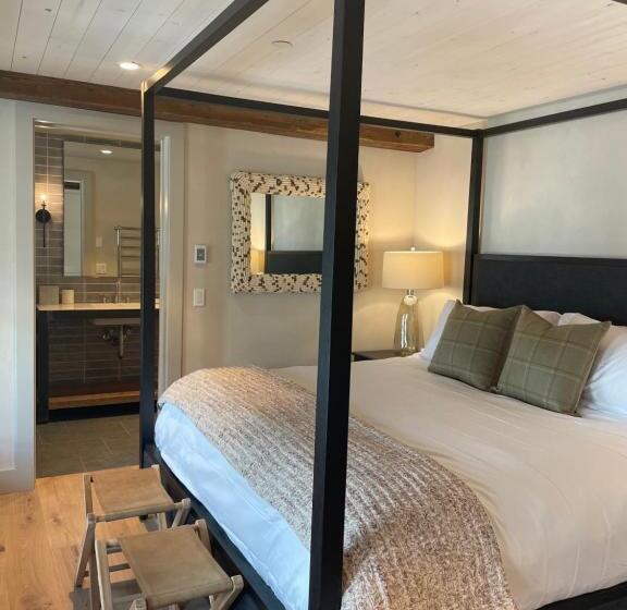 هتل Vaquera House