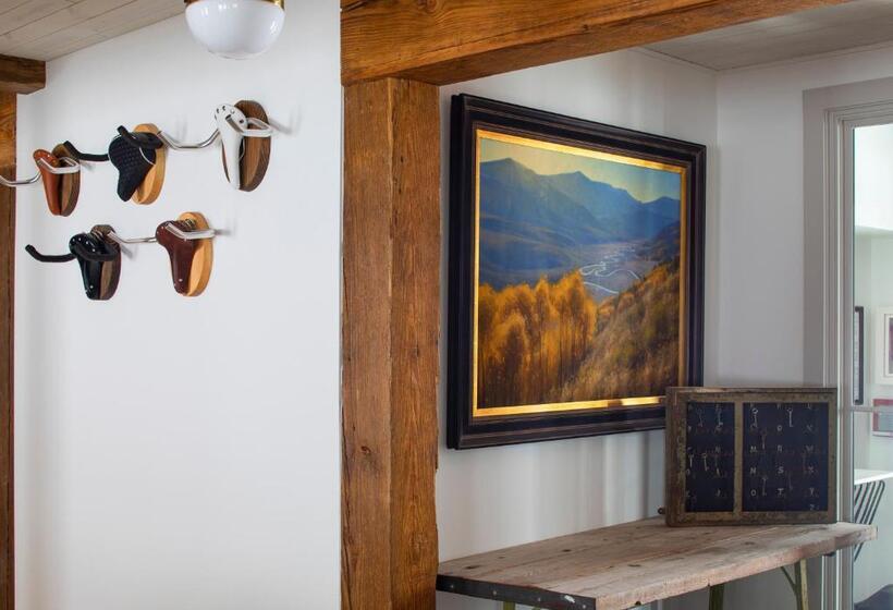 هتل Vaquera House