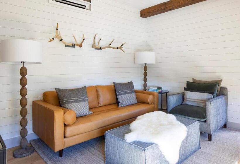 هتل Vaquera House