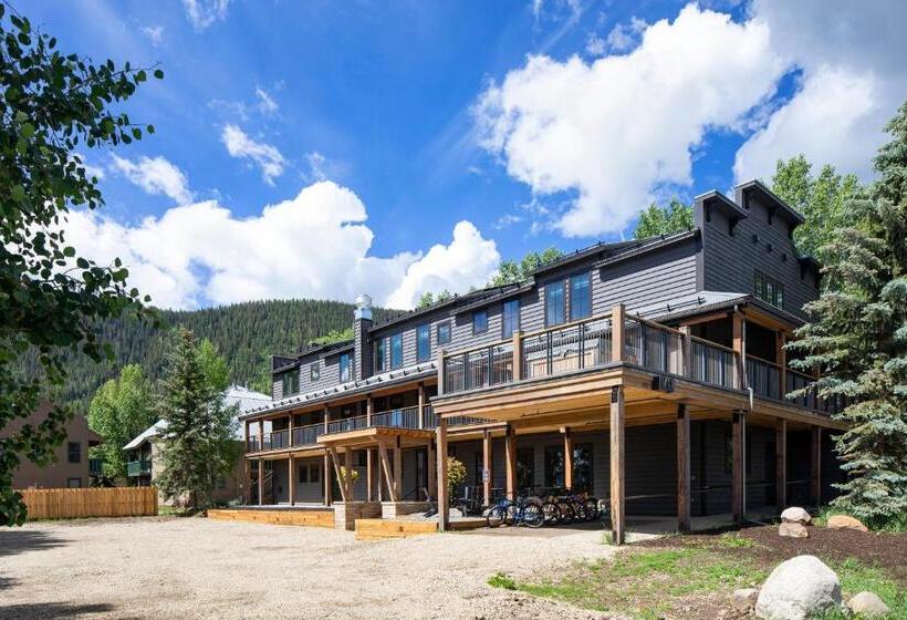 هتل Vaquera House