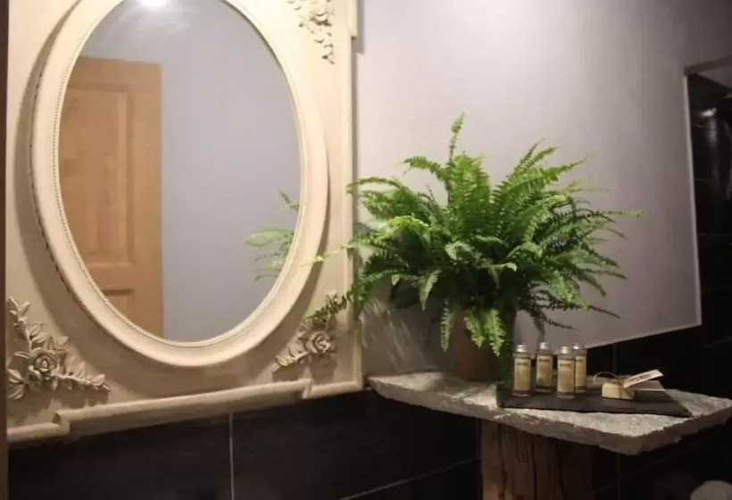 Aamiaismajoitus (B&B) Agriturismo Locanda Cà Del Pian