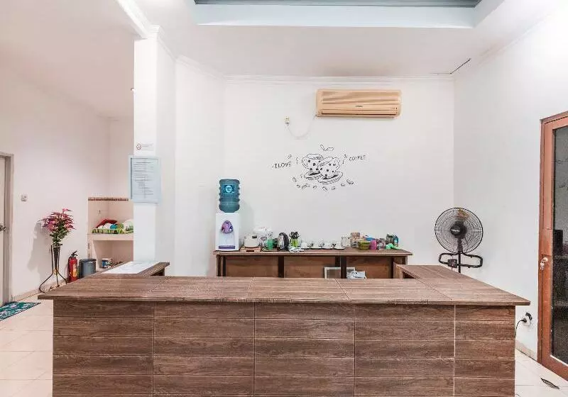 Hotelli Oyo 2034 Eden Guest House