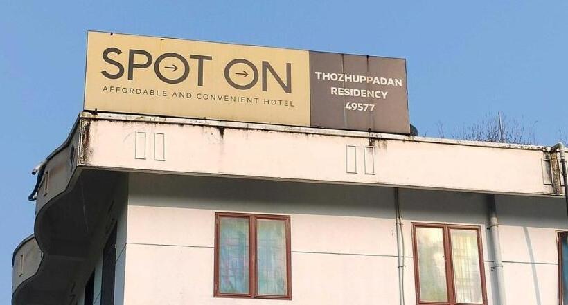 酒店 Spot On Thozhupaadan Residency