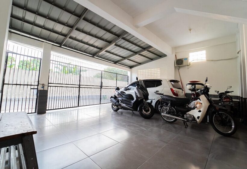 פנסיון Koolkost Syariah Near Mrt Lebak Bulus Station