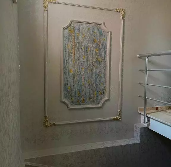 Teki̇nler Otel