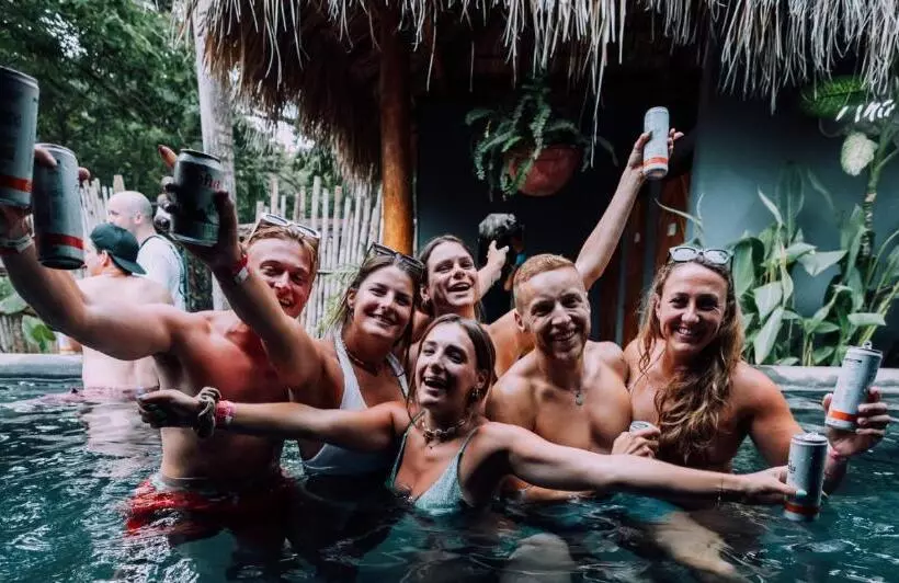 Retkeilymaja The Space Jungle Oasis