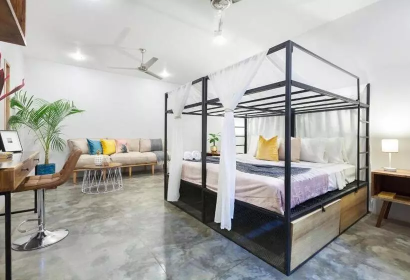 Retkeilymaja The Space Jungle Oasis