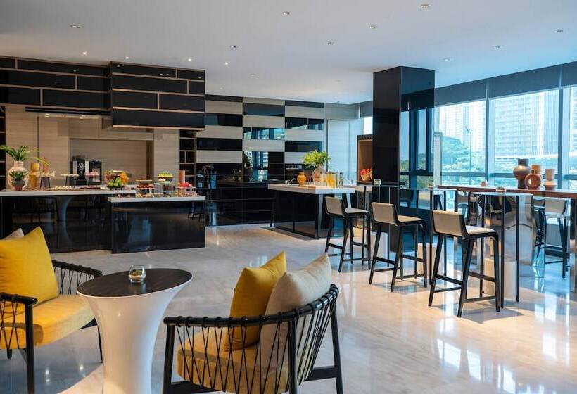 Otel Renaissance Nanning