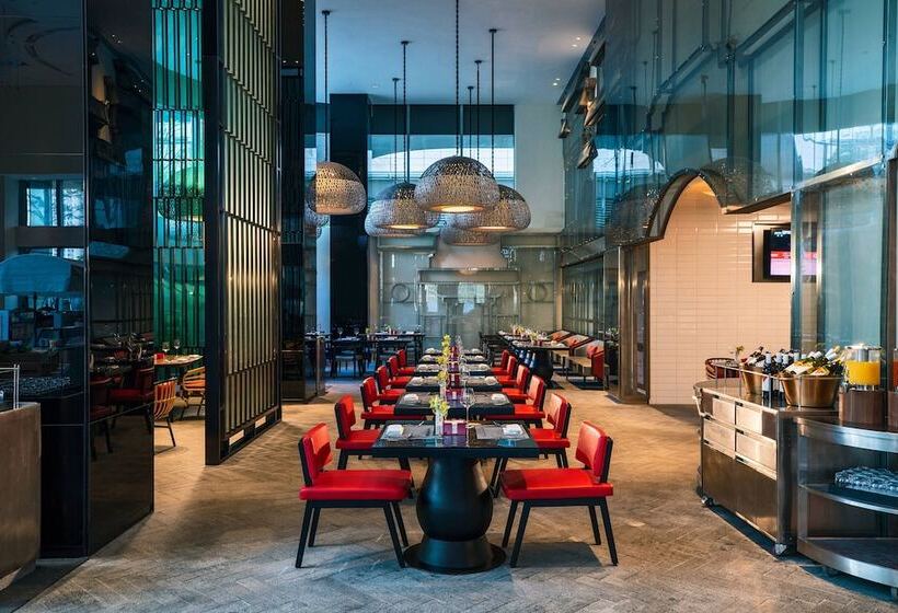 Otel Renaissance Nanning