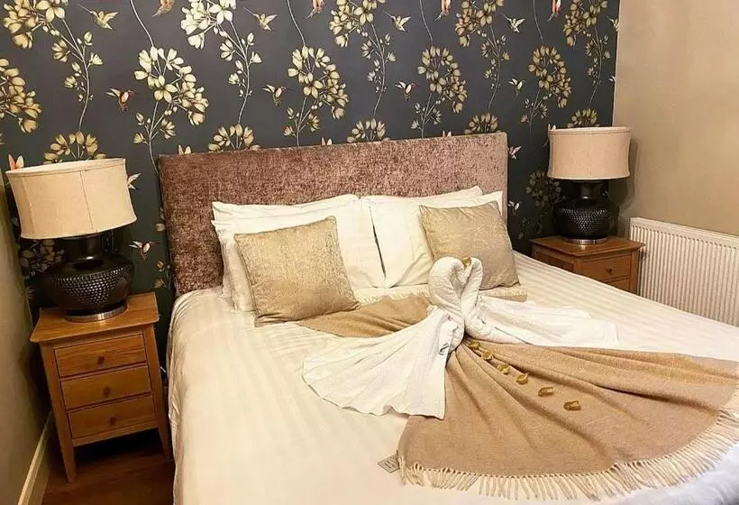 ホテル Tredegar Arms