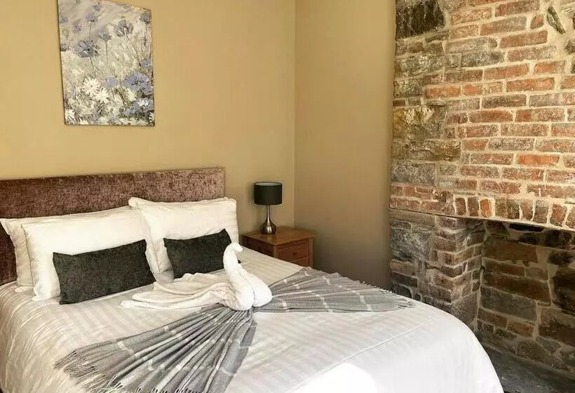 ホテル Tredegar Arms