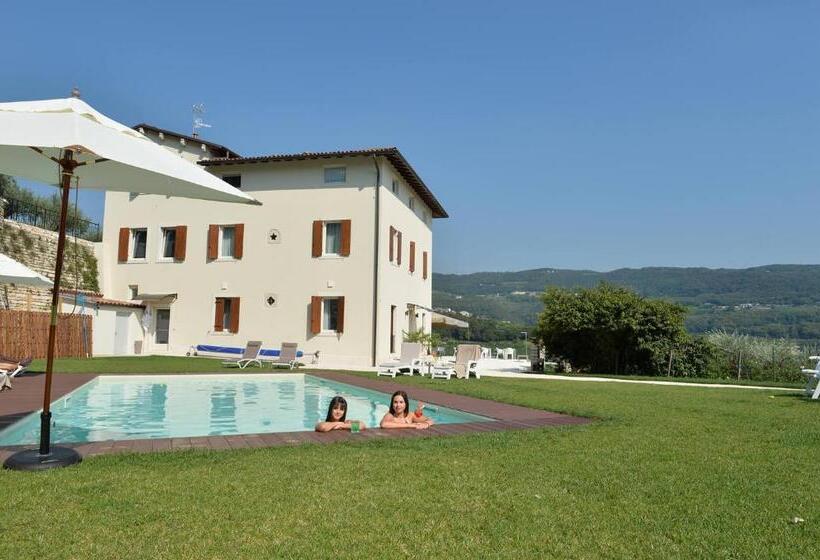 هتل Villa Allegri Agriturismo Di Charme