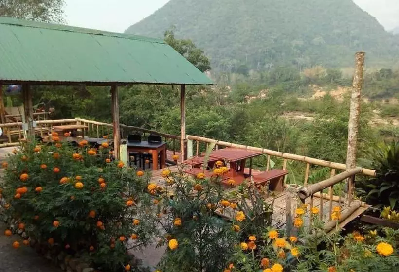 ユースホステル Suanphao Guesthouse