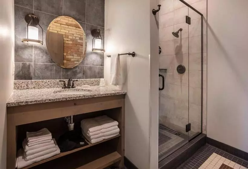 Hotelli Crosby Lofts