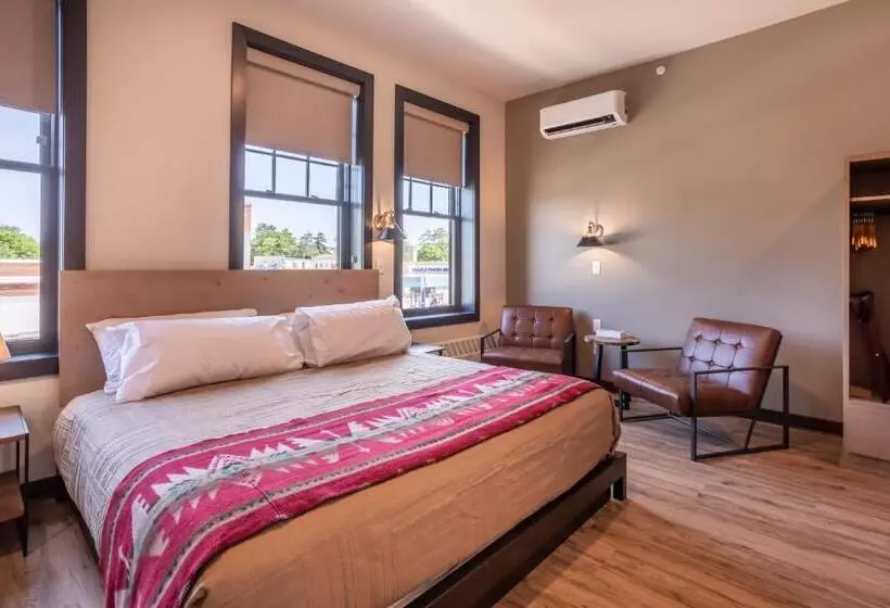 Hotelli Crosby Lofts