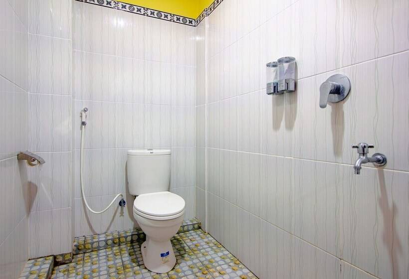 ホテル Oyo 2047 Opak Village Bed & Breakfast