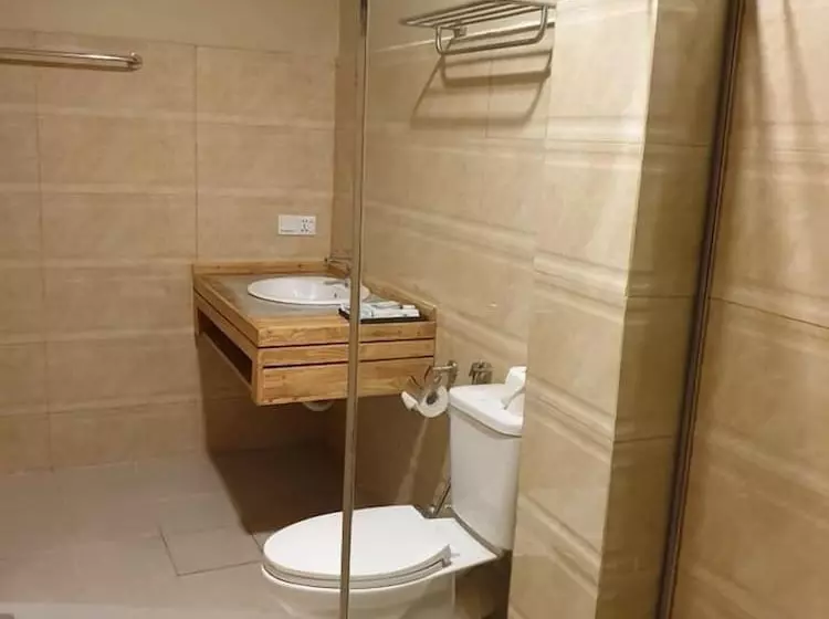 هتل Pinn Pinn Kalaw