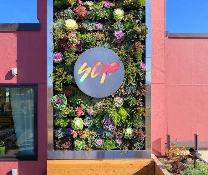 Otel Scp Redmond