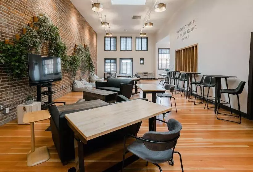 Hotelli Scp  Redmond