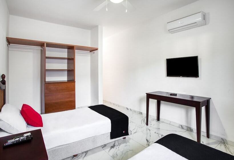 Capital O Hotel Yukon