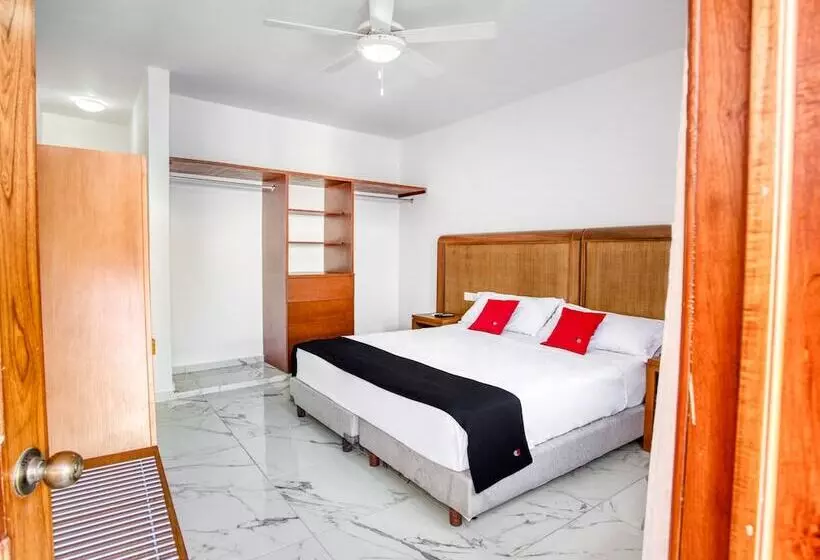 Capital O Hotel Yukon
