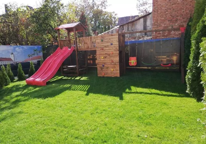 ベッドアンドブレックファースト Family Fewo Sibiu