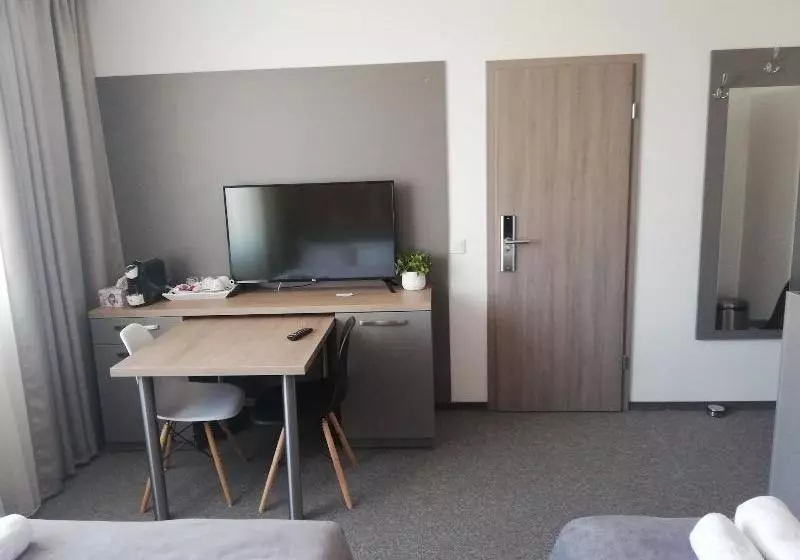 ベッドアンドブレックファースト Family Fewo Sibiu