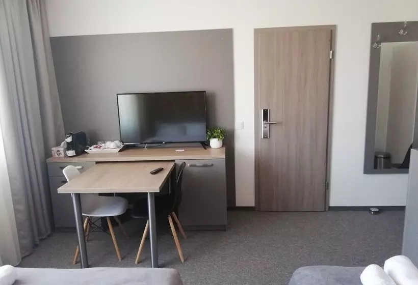 ベッドアンドブレックファースト Family Fewo Sibiu