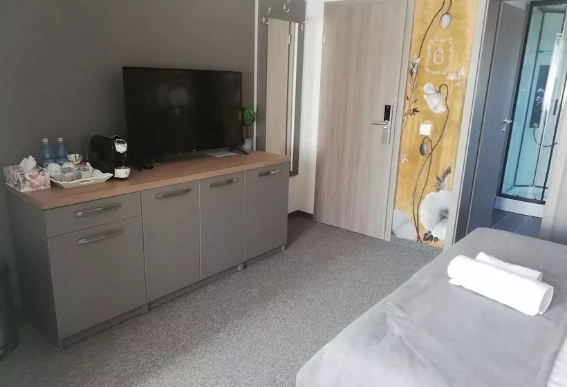 ベッドアンドブレックファースト Family Fewo Sibiu