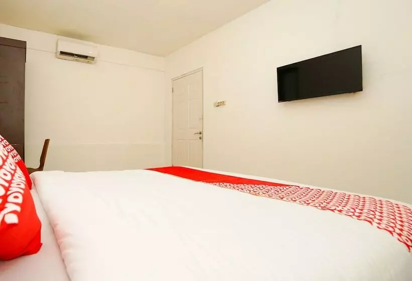 ホテル Oyo 1102 Griya Aisyah Syariah 1