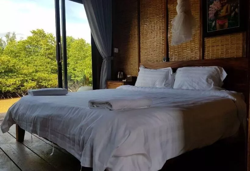 هتل Prek Kdat Resort