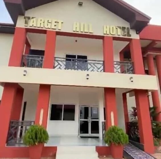 בית מלון כפרי Target Hill