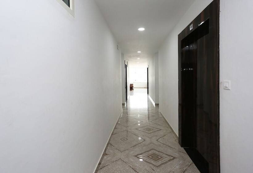 בית מלון כפרי The Marvellous By Oyo Rooms