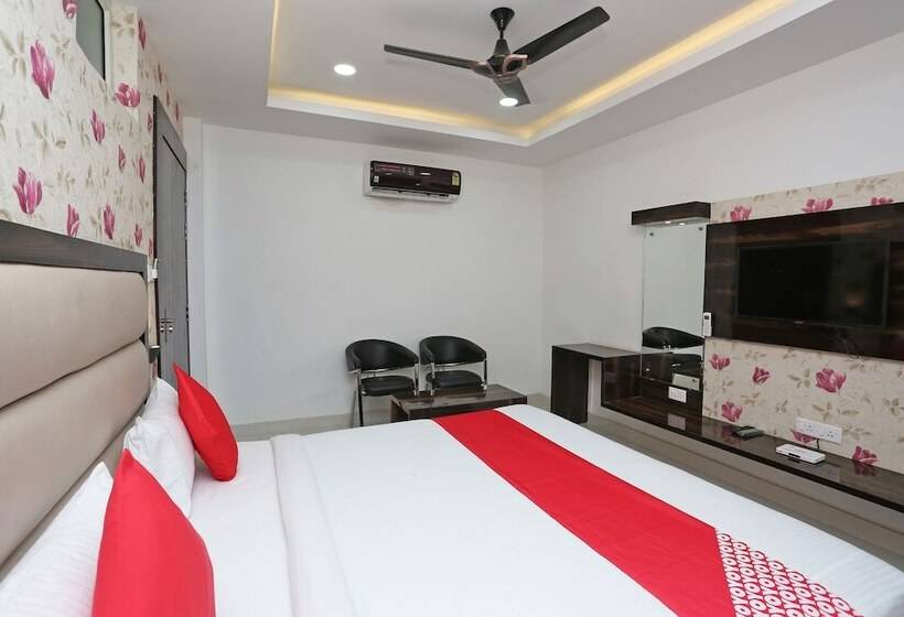 בית מלון כפרי The Marvellous By Oyo Rooms