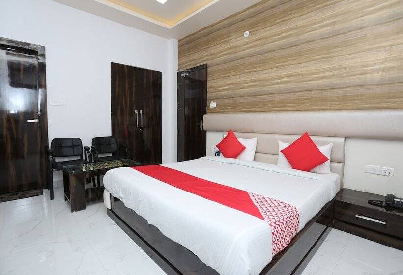 בית מלון כפרי The Marvellous By Oyo Rooms