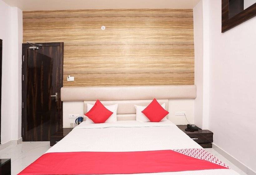 בית מלון כפרי The Marvellous By Oyo Rooms