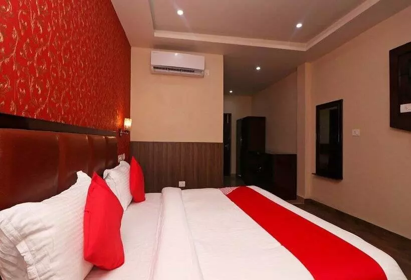ホテル Vaikunth Resort By Oyo Rooms