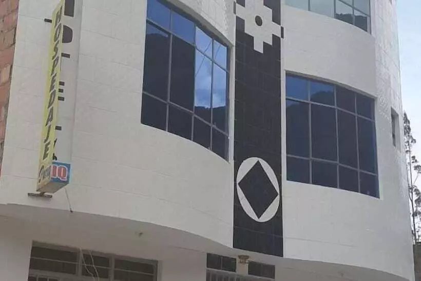 پانسیون Hospedaje Puriq   Hostel