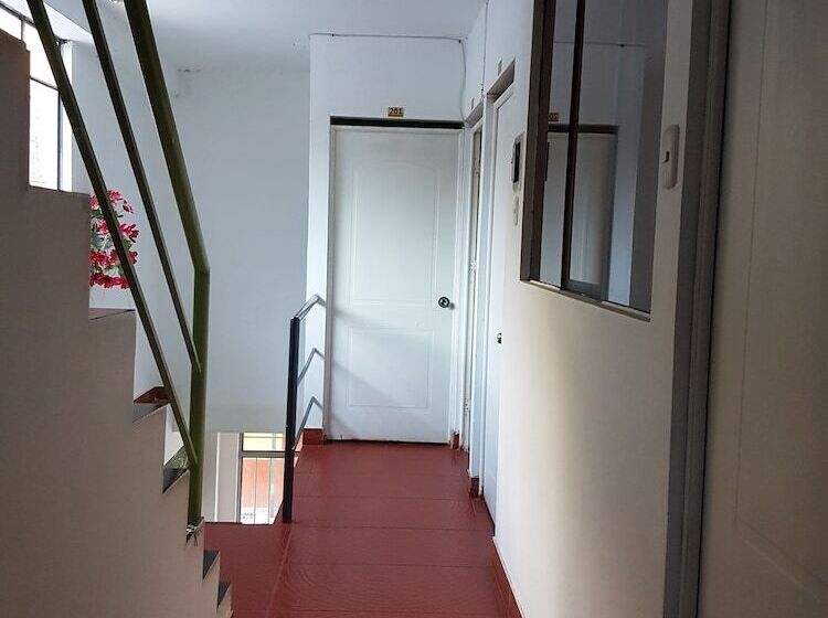 פנסיון Hospedaje Puriq Hostel