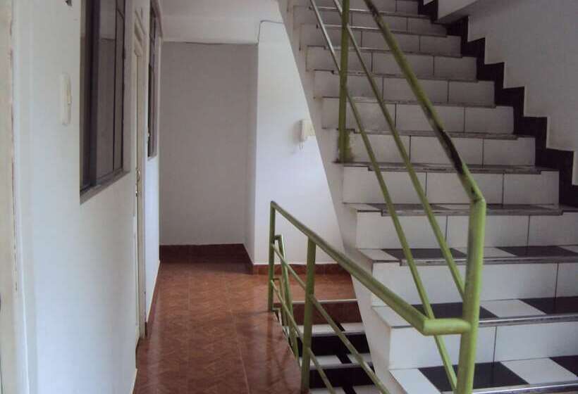 פנסיון Hospedaje Puriq Hostel