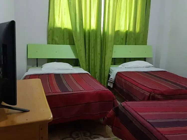 پانسیون Hospedaje Puriq   Hostel