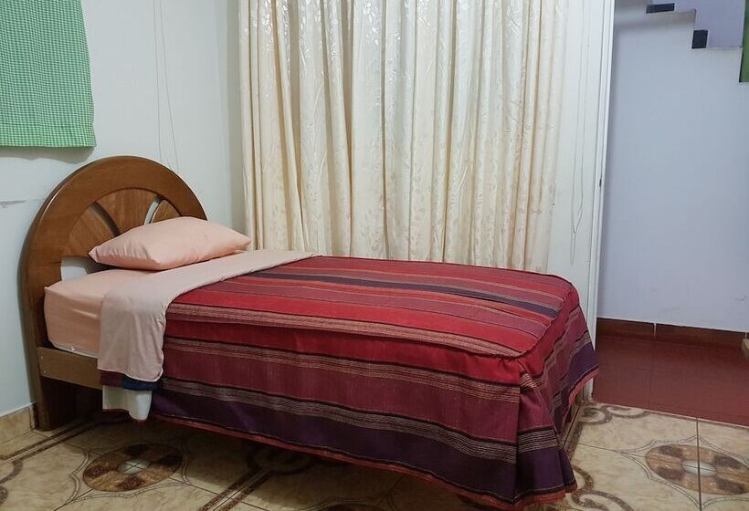 פנסיון Hospedaje Puriq Hostel