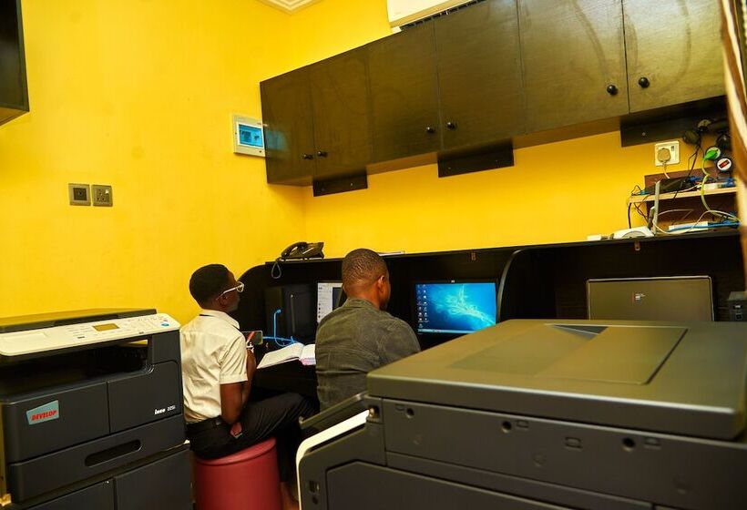 Signature By Royalty