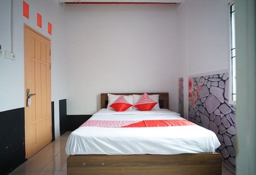 호스텔 Abdi Praja Residence By Oyo Rooms