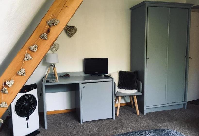 ベッドアンドブレックファースト Les Chambres Du Domaine