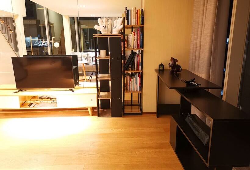 Efc Qingchengli Loft Apartment